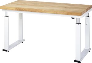Adlatus 600 mit Buche-Massiv-Platte 40 mm